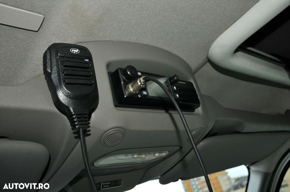 Renault Master cu lift - 15