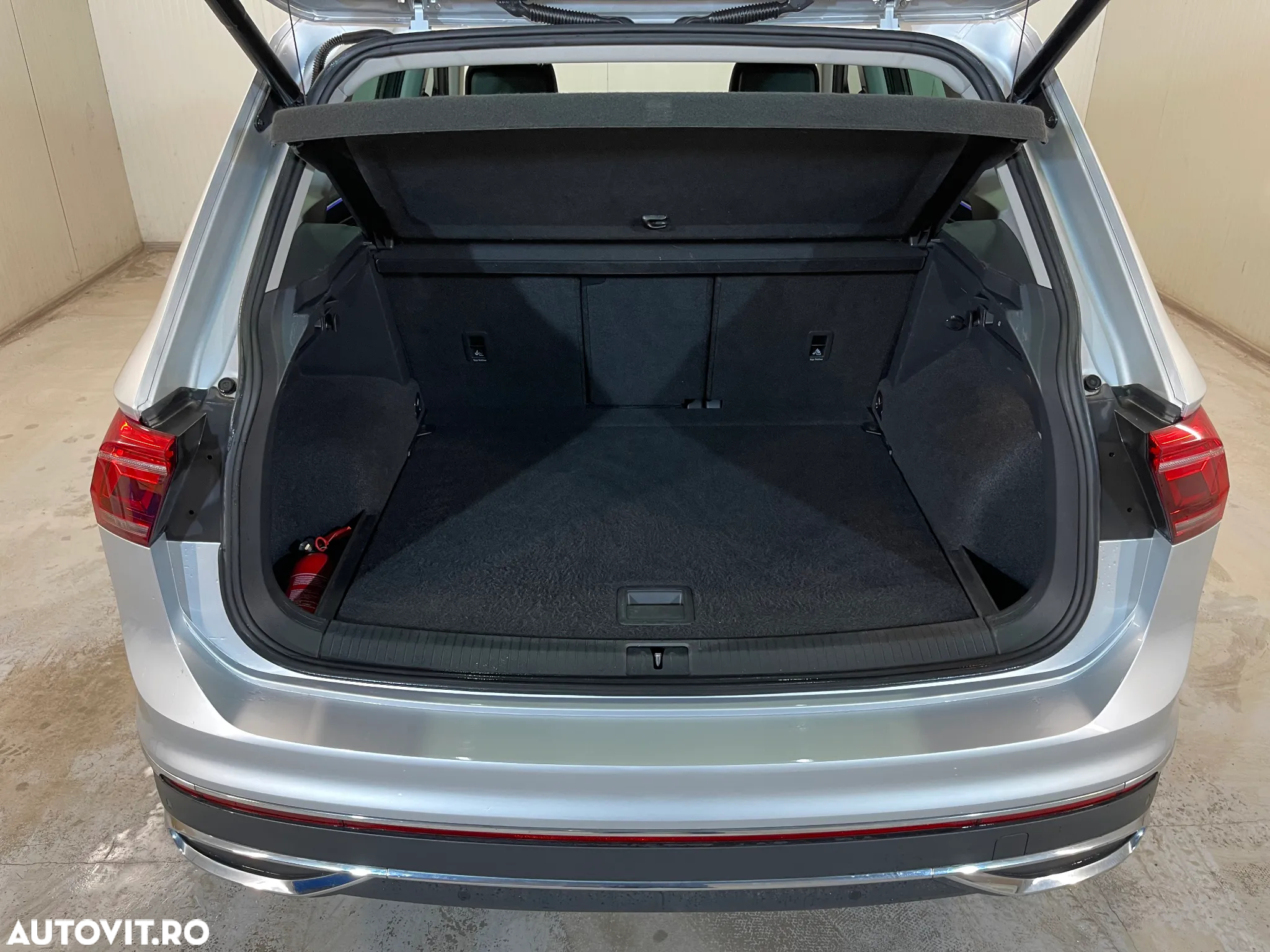 Volkswagen Tiguan 2.0 TDI SCR DSG 4Motion Elegance - 13