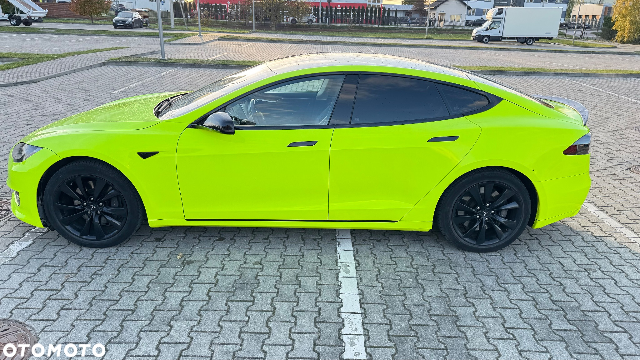 Tesla Model S Standard - 5