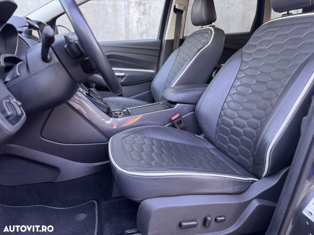 Ford Kuga 2.0 TDCi 4x4 Aut. Vignale - 19