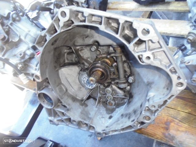 Caixa Velocidades 176A5000 FIAT PUNTO 1995 1.7TD 71CV 3P BRANCO DIESEL 5V - 1