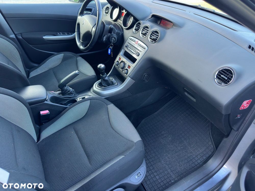 Peugeot 308 120 VTi Access - 29