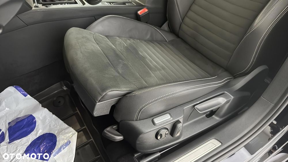 Volkswagen Passat 2.0 TSI Elegance DSG - 13