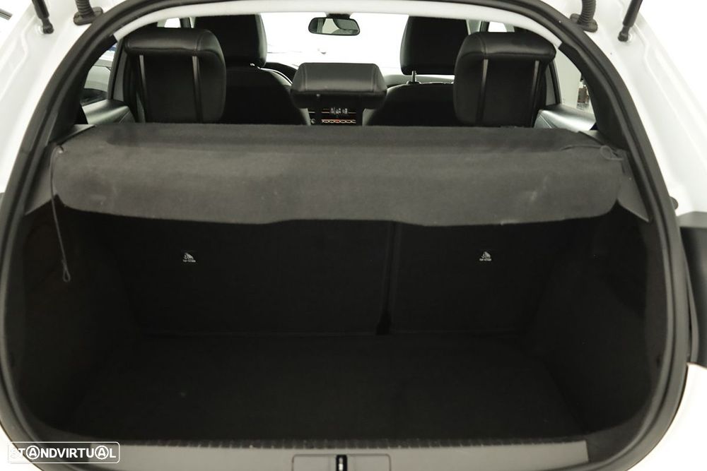 Peugeot 208 1.2 PureTech Allure - 23