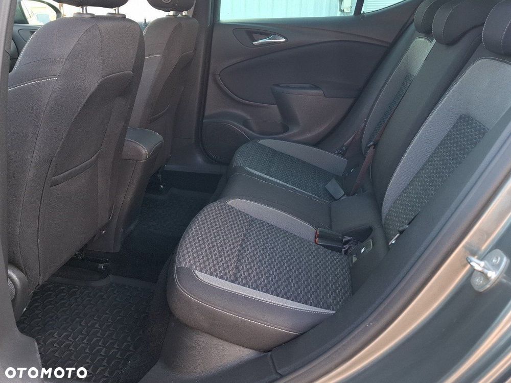 Opel Astra V 1.2 T S&S - 12