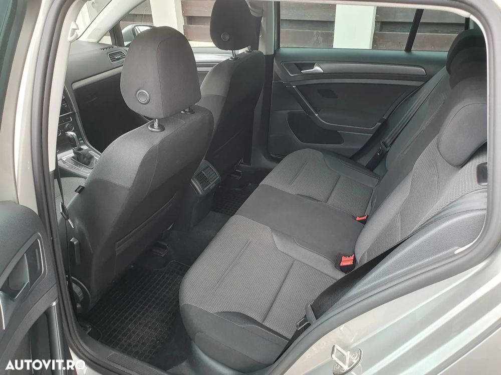 Volkswagen Golf 1.6 TDI DSG Comfortline - 5