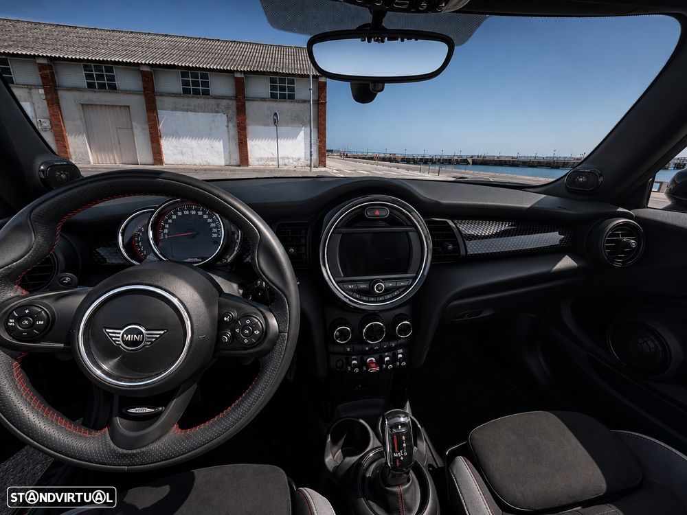 MINI Cabrio John Cooper Works Auto Desportiva - 19