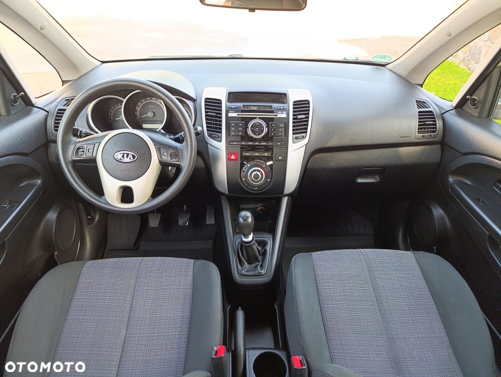 Kia Venga - 7