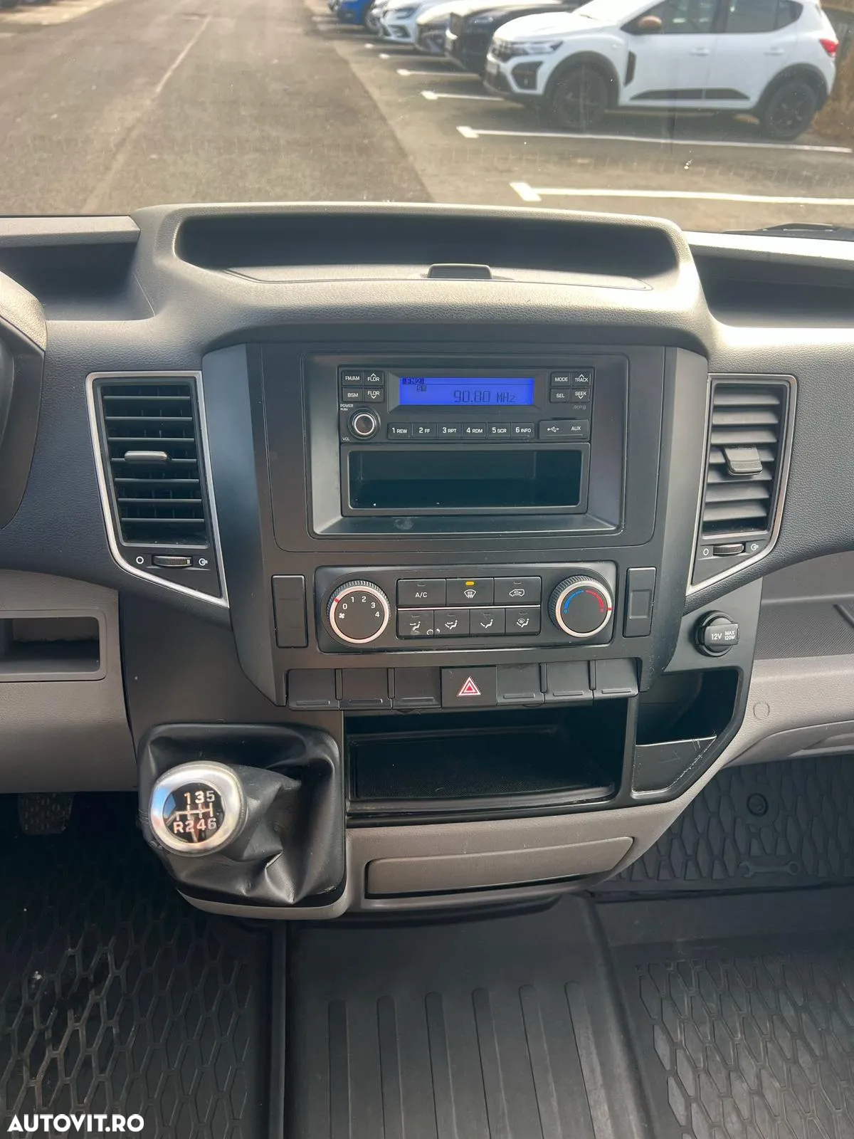 Hyundai H-350 - 7