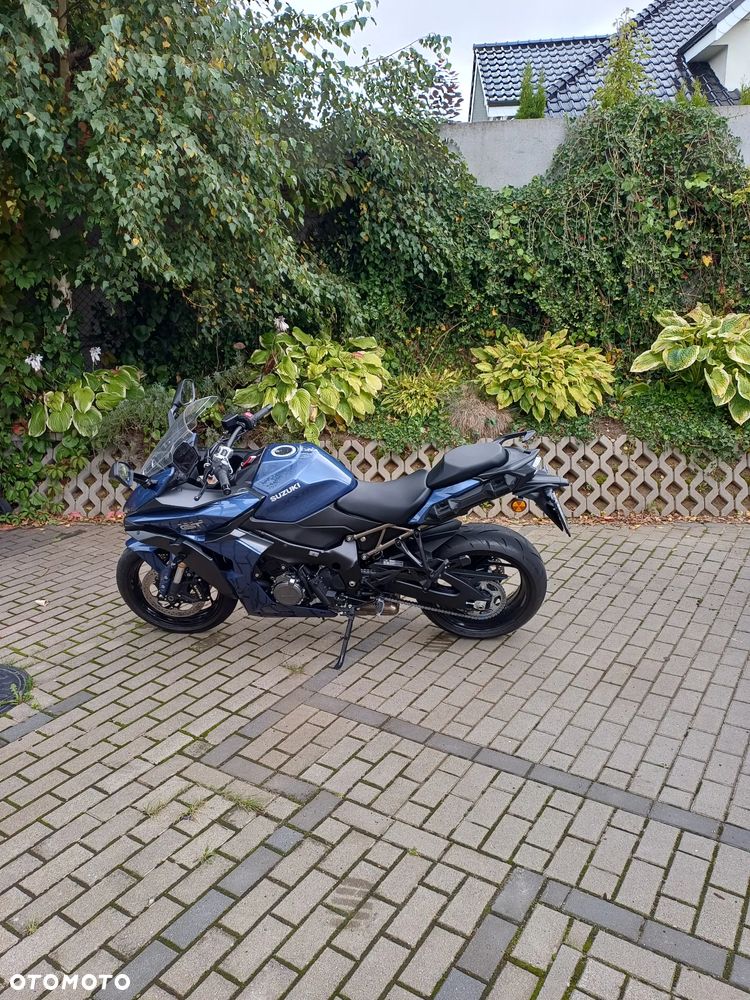 Suzuki GSX 1000 - 7