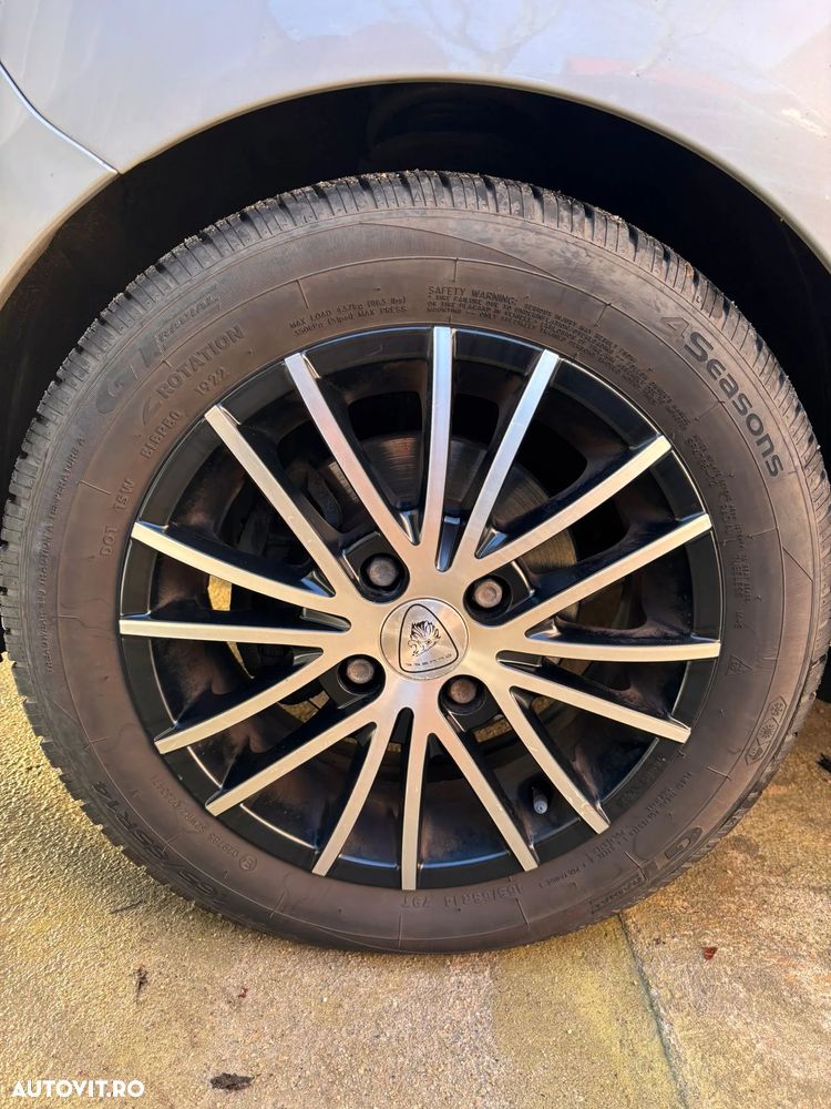 Hyundai i10 1.2 DOHC 5DR COMFORT - 11