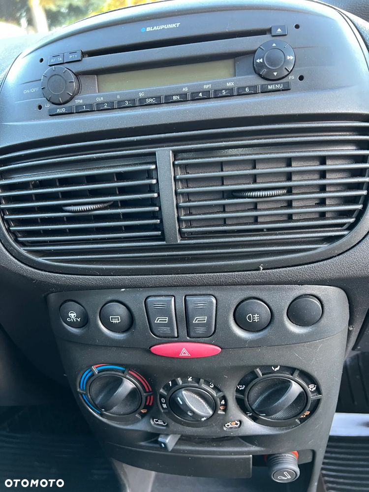 Fiat Punto - 8