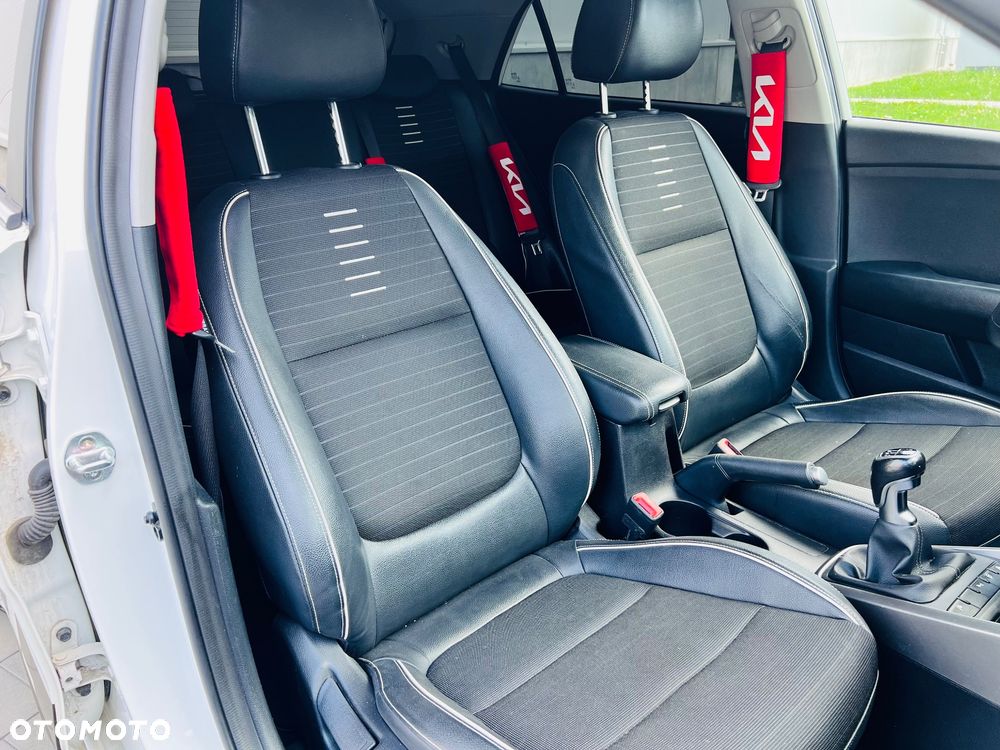 Kia Rio 1.0 T-GDI 100 GT Line - 39