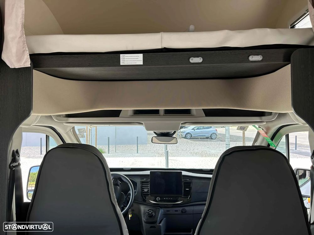 Ford Transit Roller Team Kronos 284M | Ford Transit 2.0 TDCi 165 CV Automática | 5 Lugares - 17