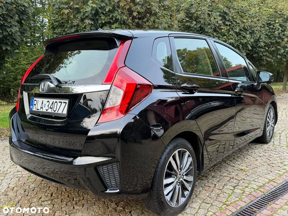 Honda Fit 2016 photo 2