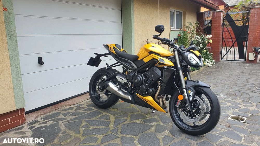 Triumph Street Triple 765RS - 2