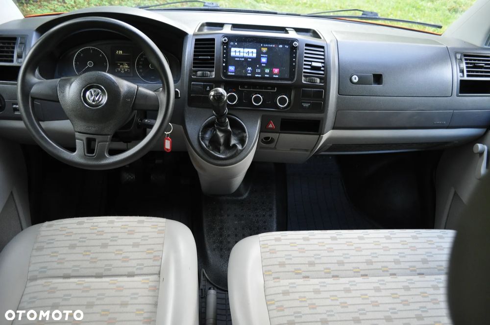 Volkswagen Transporter T5 TDI L1H2 - 6