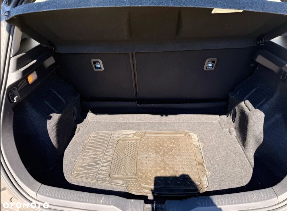 Toyota Auris - 8