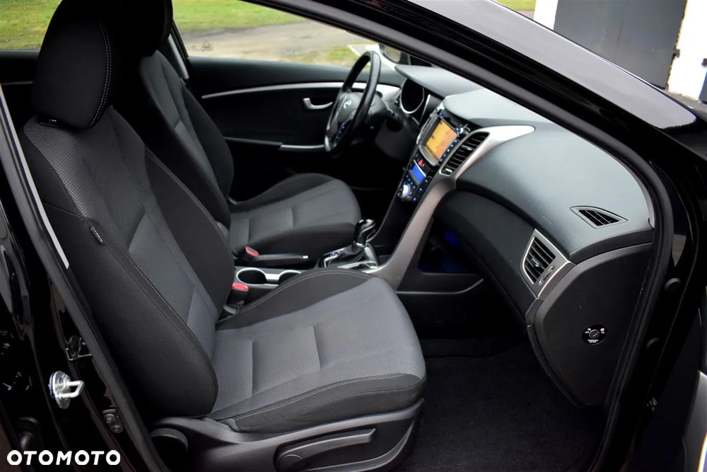Hyundai i30 Kombi 1.6 CRDI Passion Plus - 22