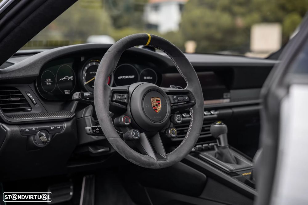 Porsche 911 (992) GT3 RS - 17
