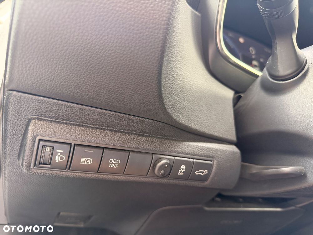Toyota Corolla 1.8 Hybrid Executive - 27