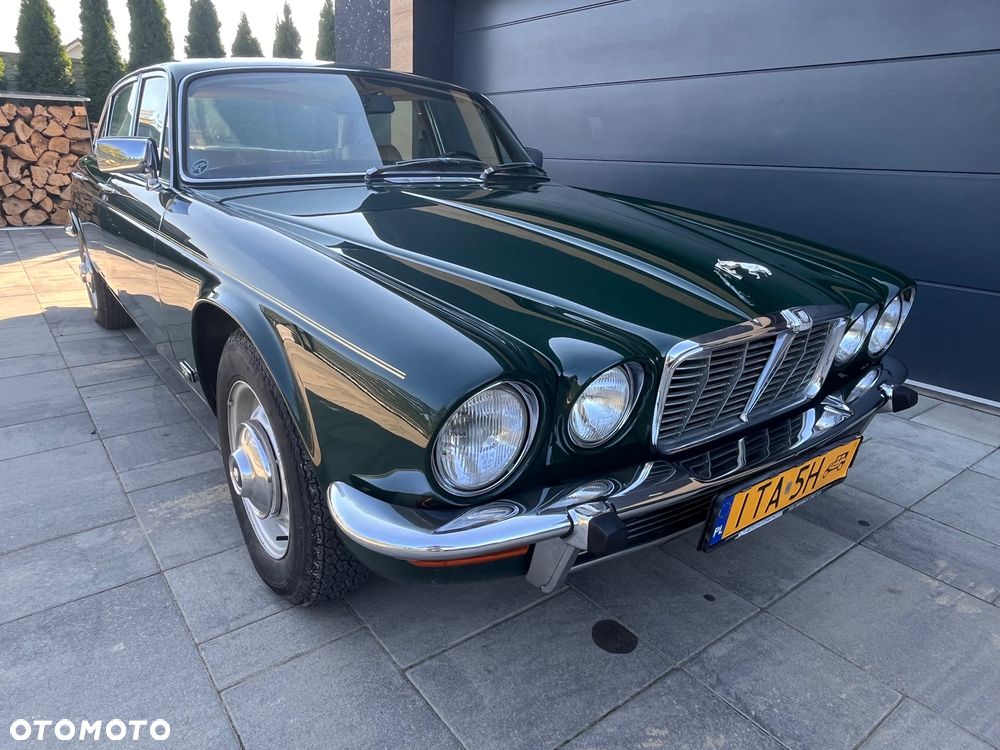 Jaguar XJ - 6