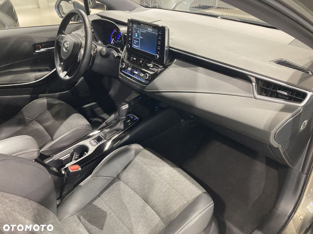Toyota Corolla 2.0 Hybrid Comfort - 9