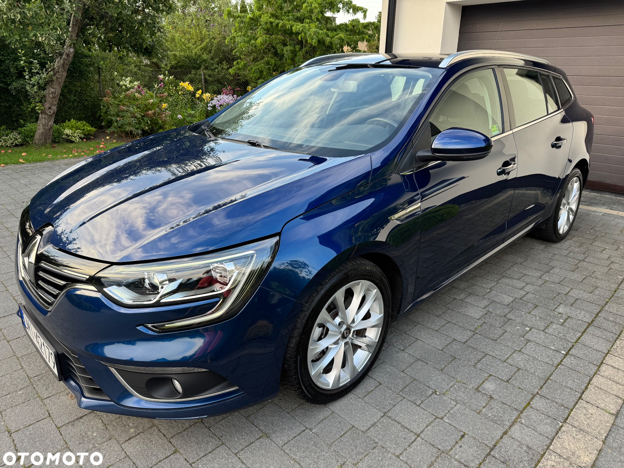 Renault Megane 1.7 Blue dCi Intens EDC - 16