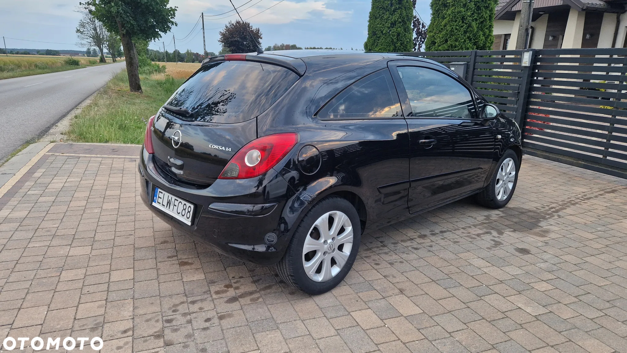 Opel Corsa 1.4 16V Enjoy - 7