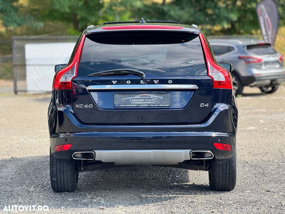 Volvo XC 60 D4 Geartronic Summum - 11
