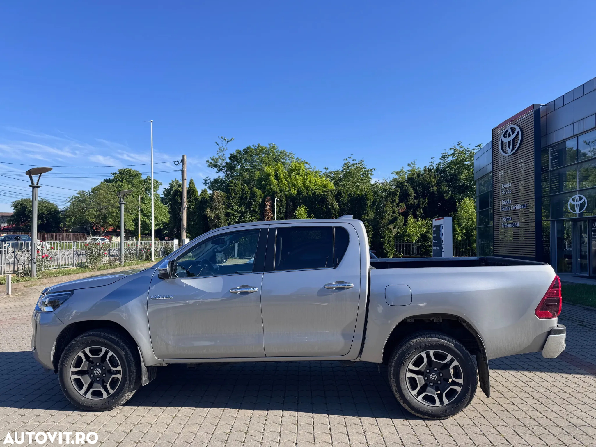 Toyota Hilux 2.4D 150CP 4x4 Double Cab AT Executive - 5