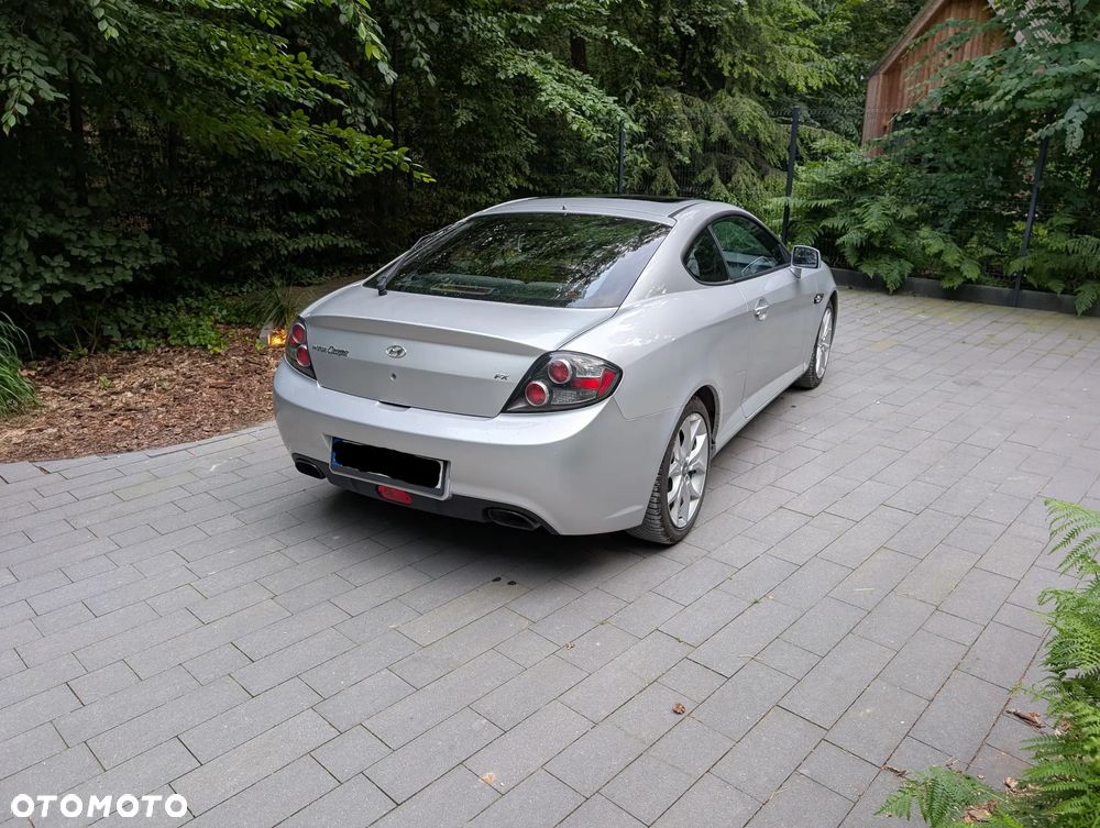 Hyundai Coupe - 4