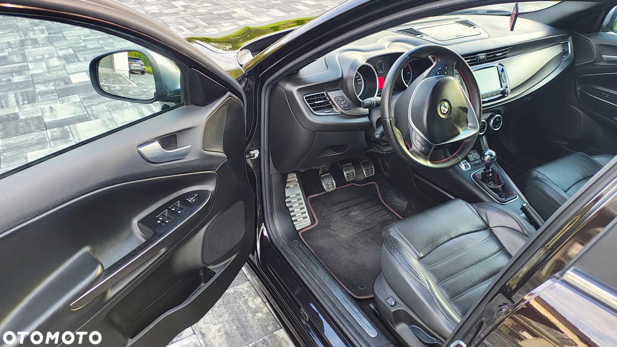 Alfa Romeo Giulietta 2.0 JTDM 16V - 11