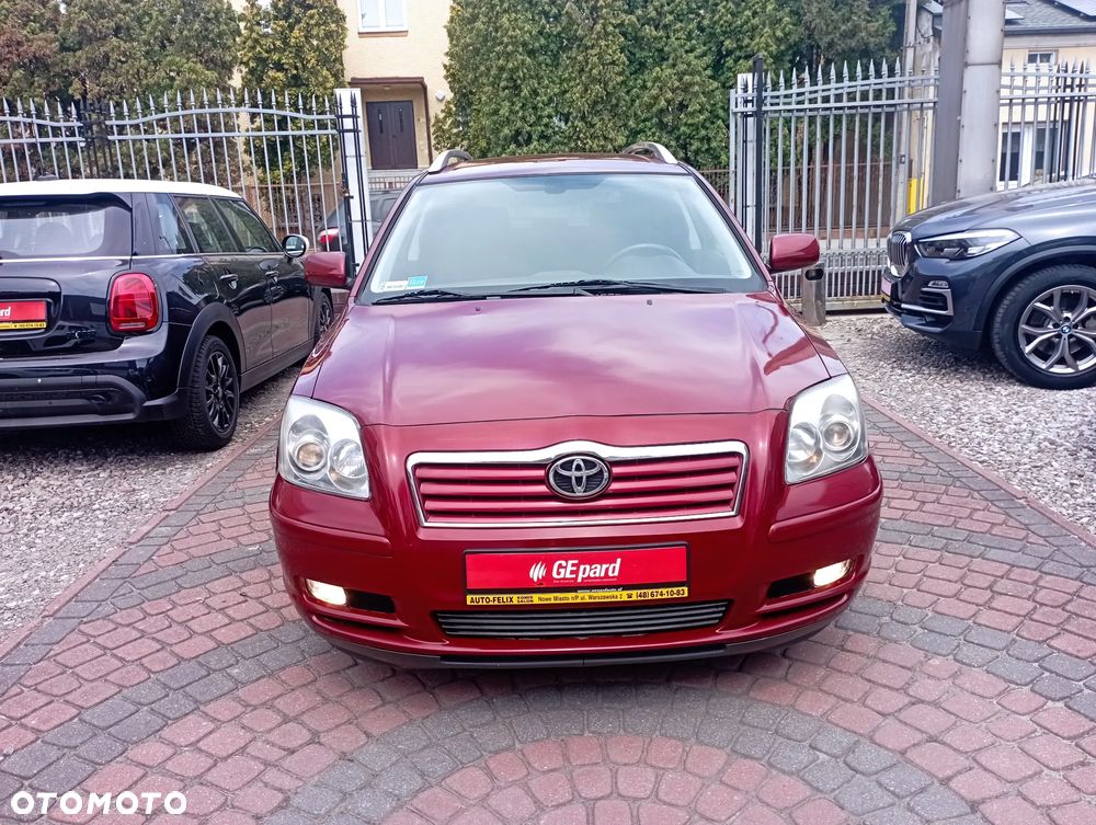 Toyota Avensis 2.0 VVT-i Sol - 2
