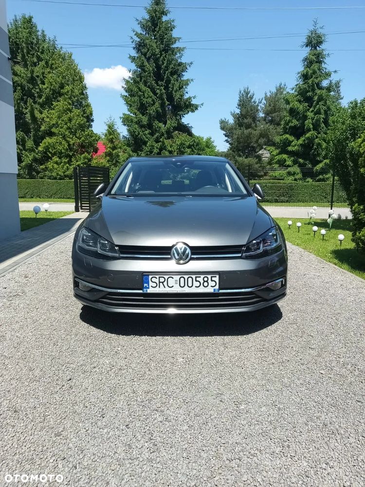 Volkswagen Golf - 6