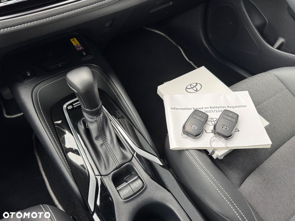 Toyota Corolla 1.8 Hybrid Executive - 31