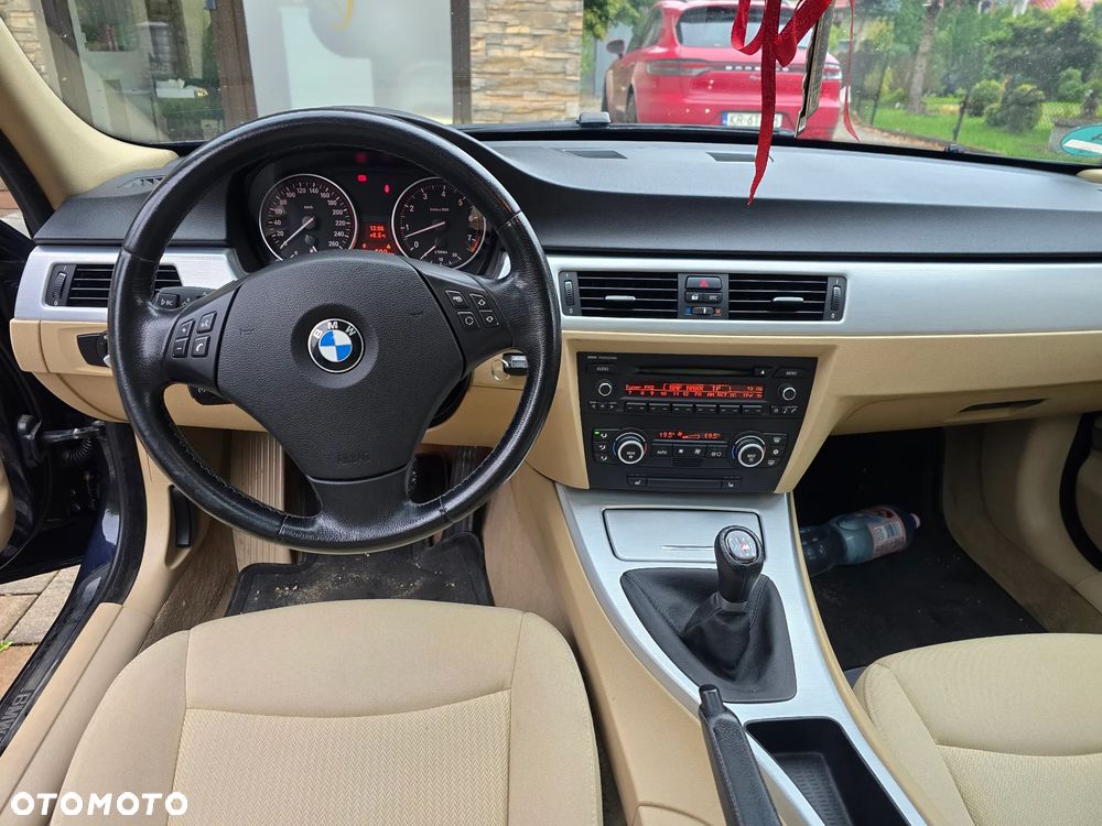 BMW 3 Series 2008 photo 5