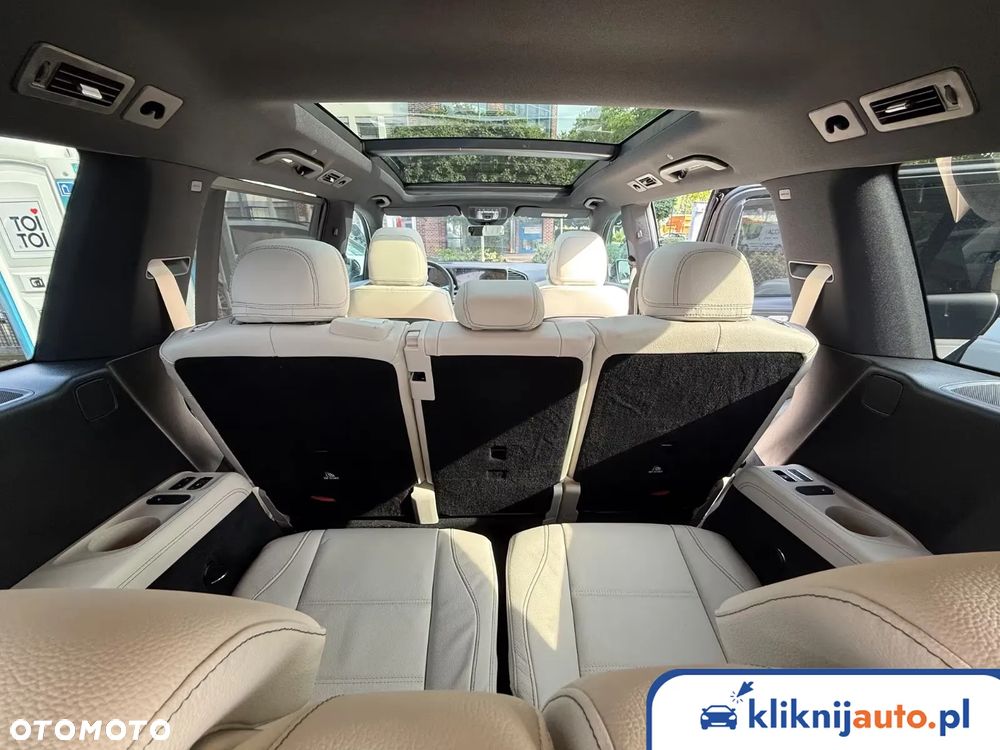 Mercedes-Benz GLS - 8