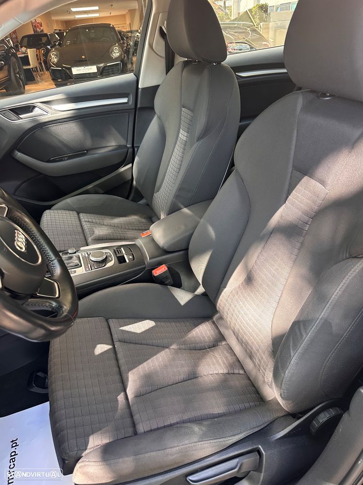 Audi A3 Sportback 1.6 TDI S tronic sport - 15