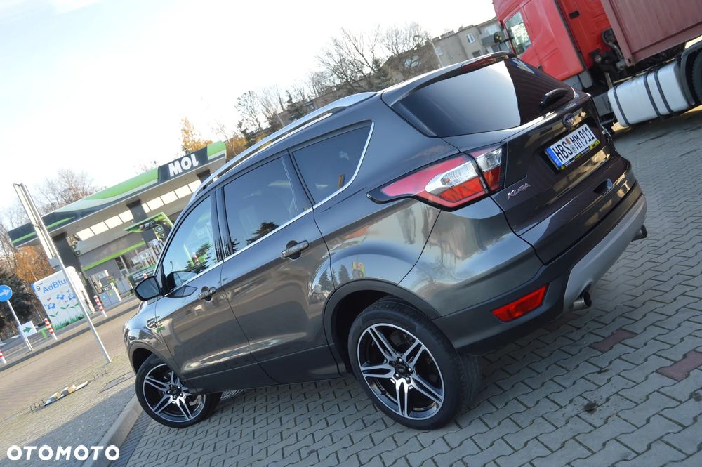 Ford Kuga 1.5 EcoBoost 2x4 Titanium - 27
