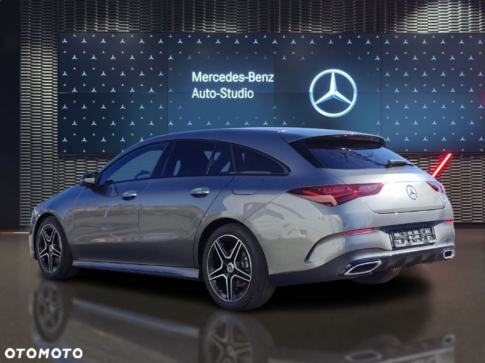 Mercedes-Benz CLA - 4