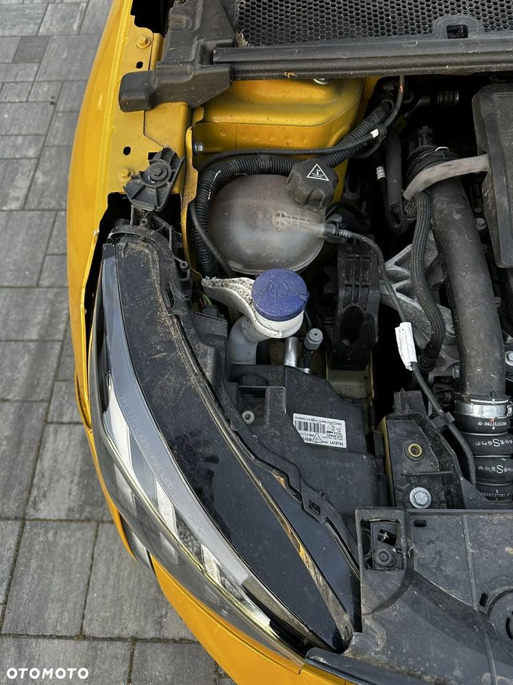 Peugeot 208 PureTech 100 GT - 20