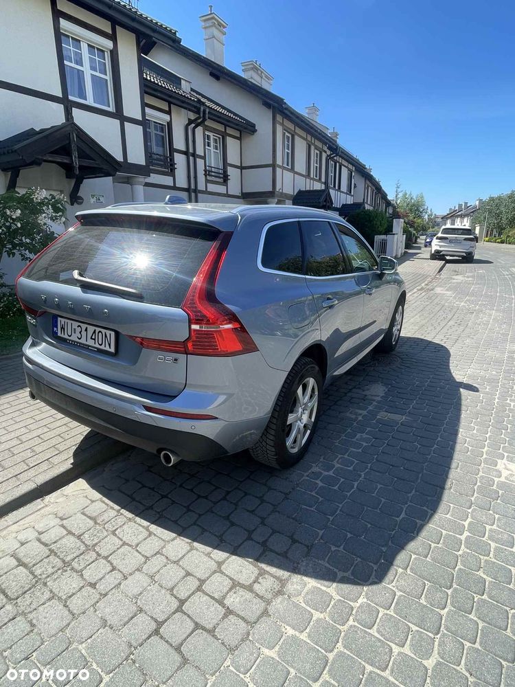 Volvo XC 60 D5 AWD Momentum - 5