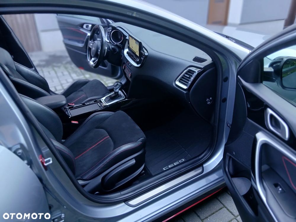 Kia Ceed 1.6 T-GDI GT DCT - 8