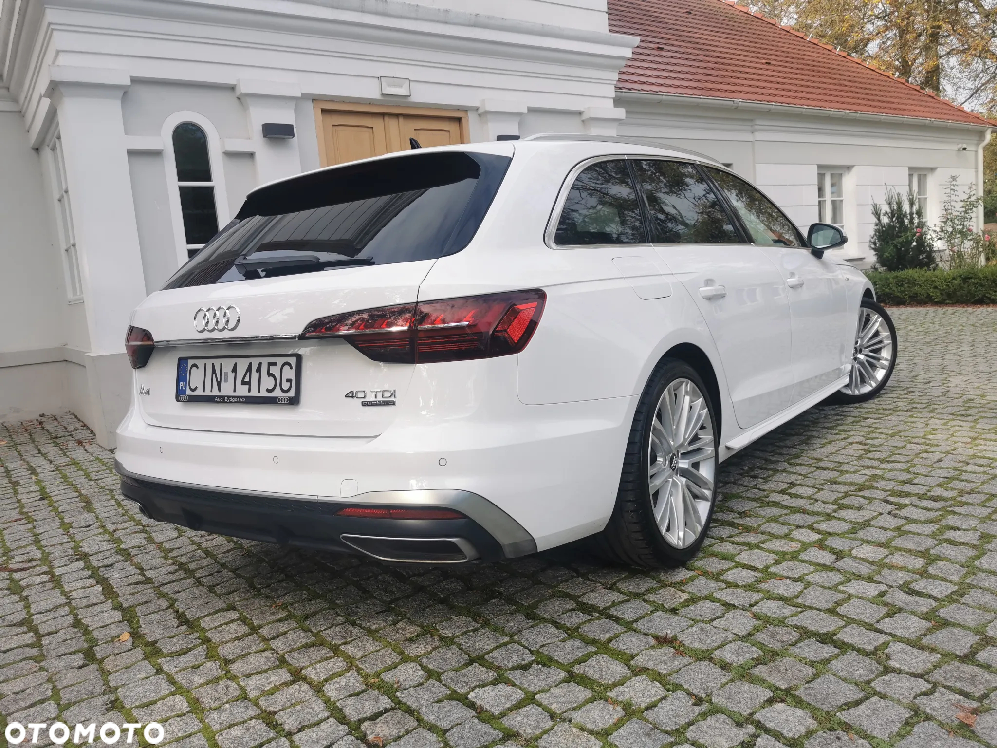 Audi A4 - 4