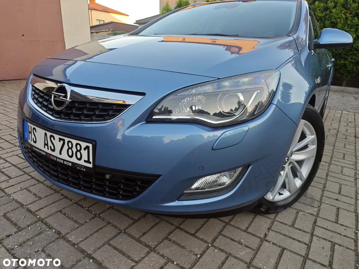Opel Astra IV 1.4 T Cosmo - 15
