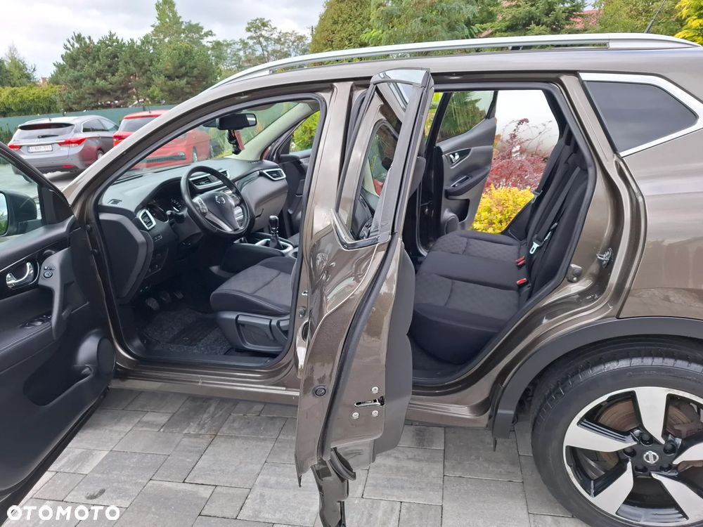 Nissan Qashqai 1.5 dCi TEKNA+ - 22