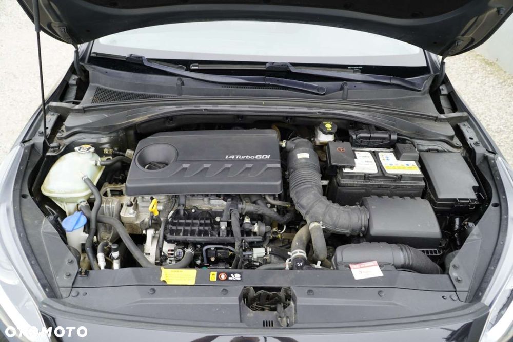 Kia Ceed 1.4 T-GDI OPF Spirit - 23