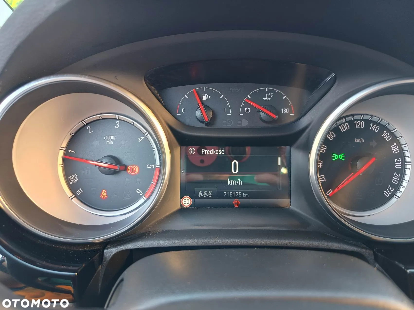 Opel Astra IV 1.6 CDTI Cosmo - 29