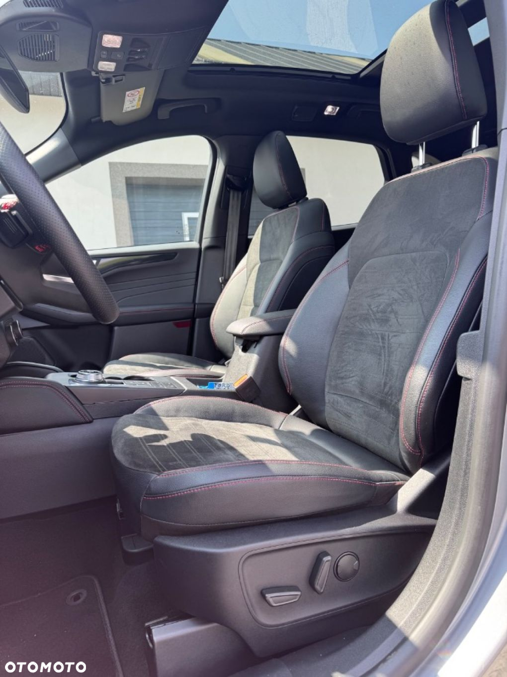Ford Kuga - 20